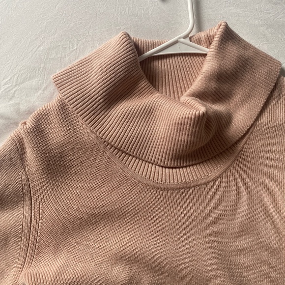 Dusty Pink turtleneck dress/sweater - Picture 6 of 10